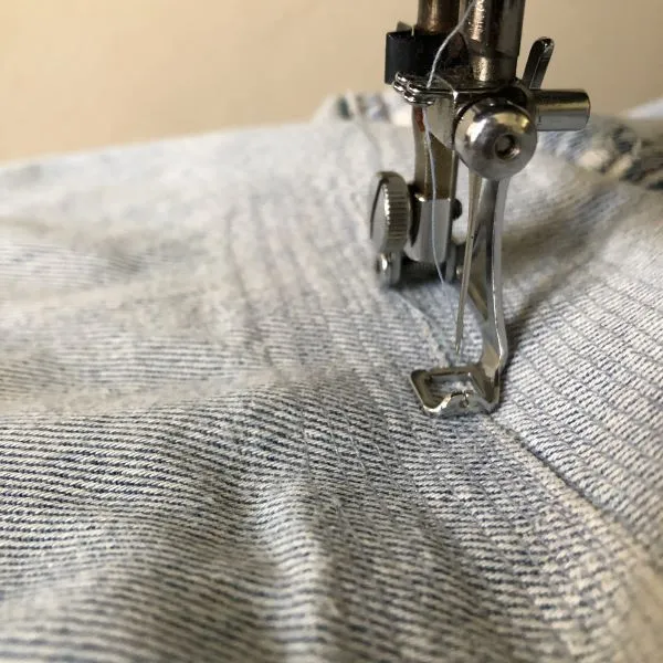 La Textilerie Réparation sauver jeans atelier jean tissu