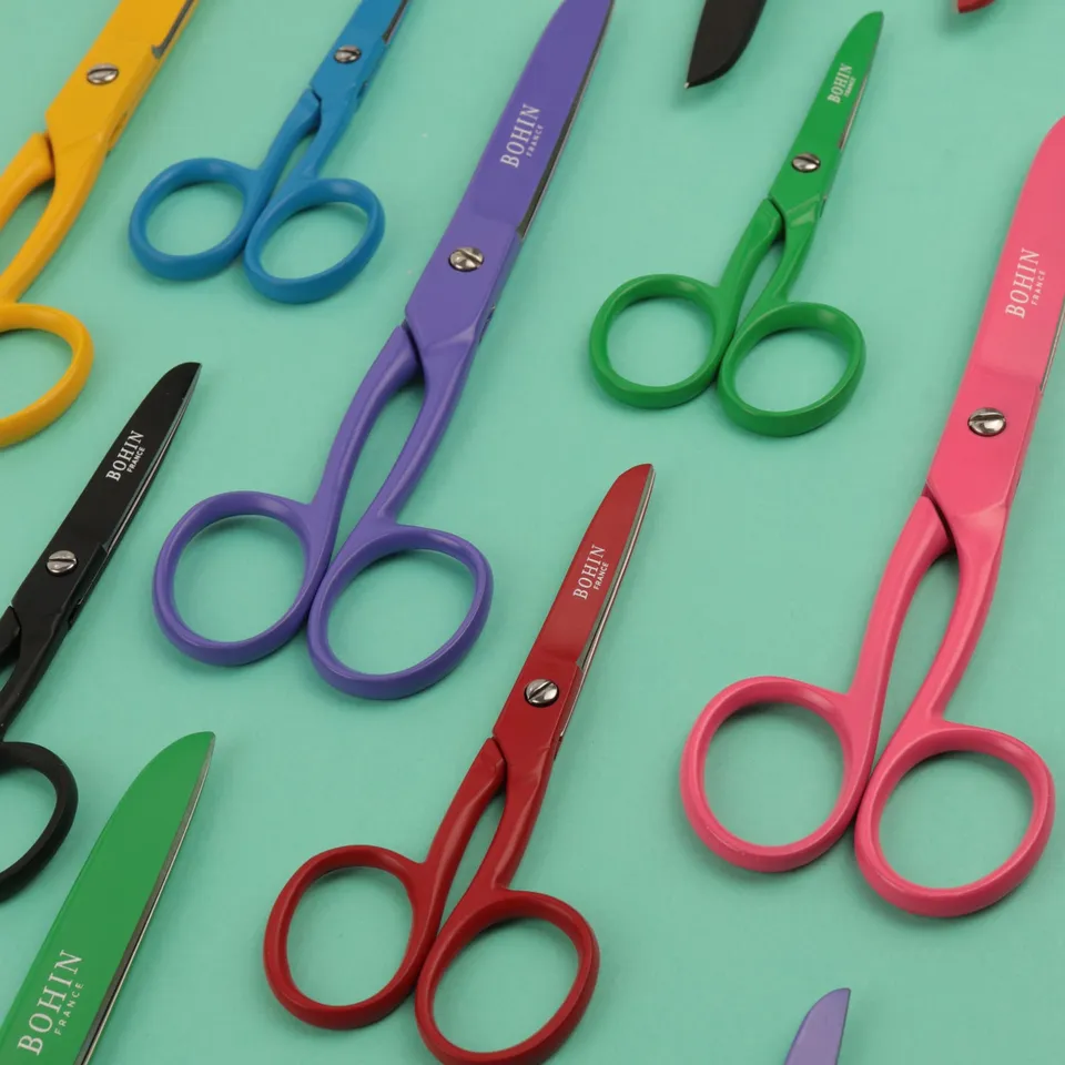 Bohin Coupe ciseaux époxy colorés 17 cm bleu