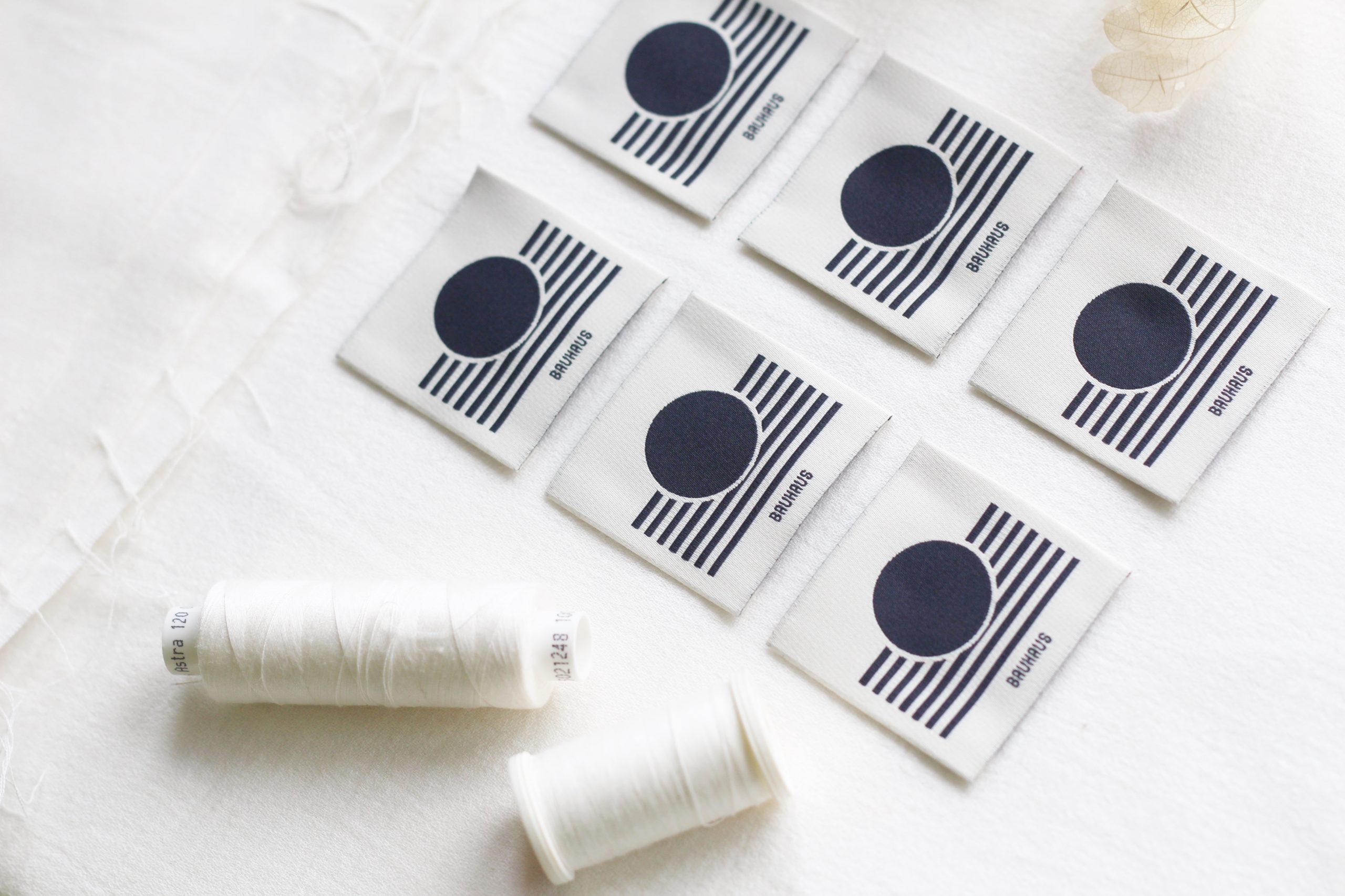 La Petite Maison Couture Bauhaus N&B x6 étiquette tissée noir