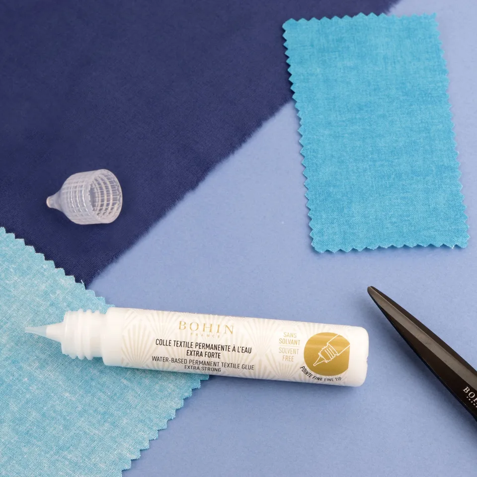Bohin Colle textile permanente tube 25 ml précision