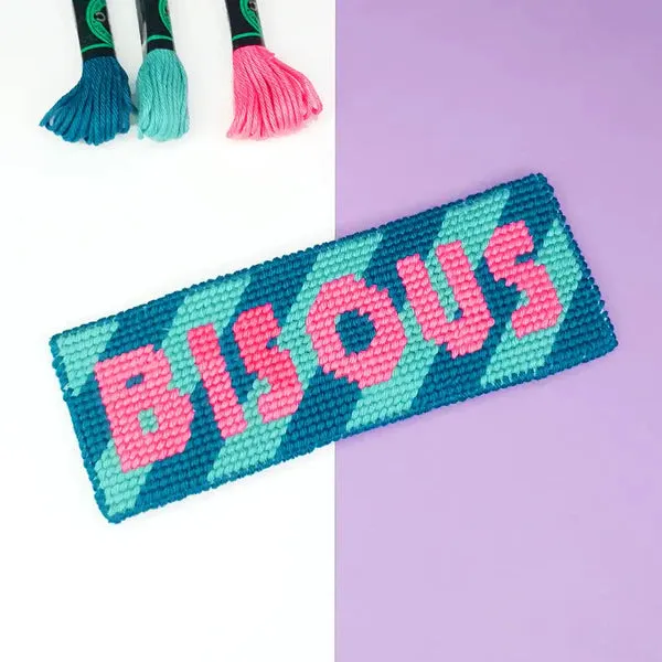 Bohin Bisous kit canevas marque-page débutant