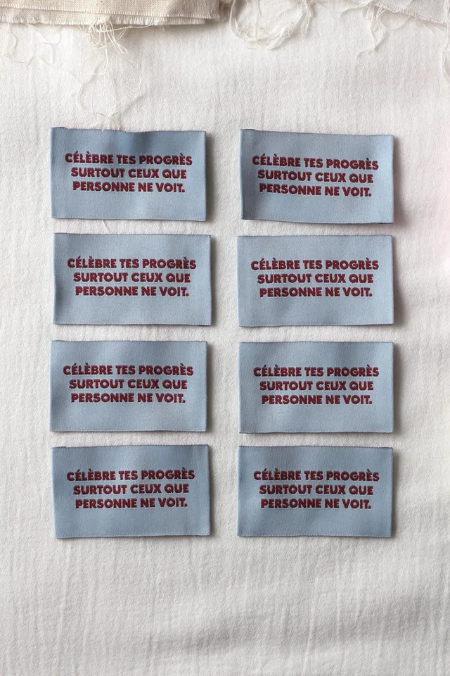 La Petite Maison Couture Célèbre tes victoires étiquette à coudre x8 bleu