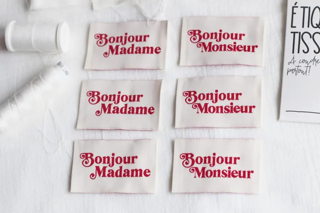 La Petite Maison Couture Bonjour Mme Mr Rouge x6 étiquette tissée