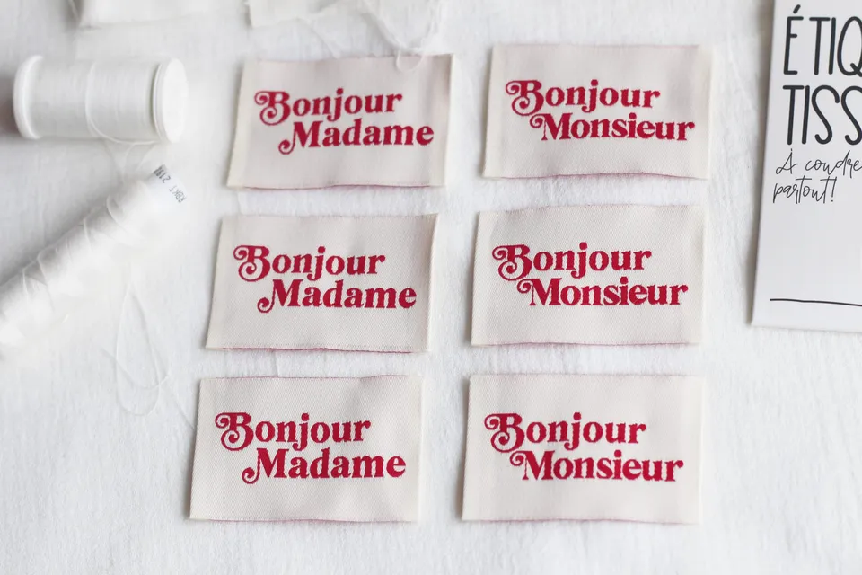 La Petite Maison Couture Bonjour Mme Mr Rouge x6 étiquette tissée