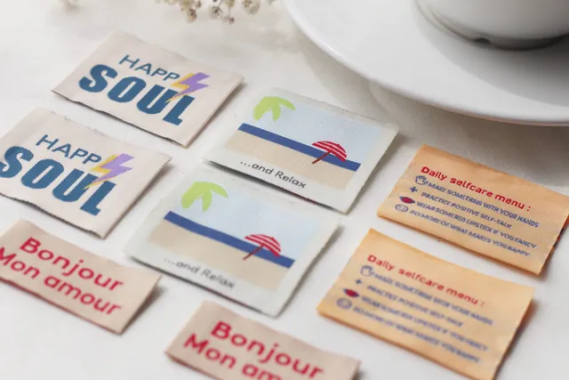 La Petite Maison Couture Selfcare is power étiquette x8 limitée