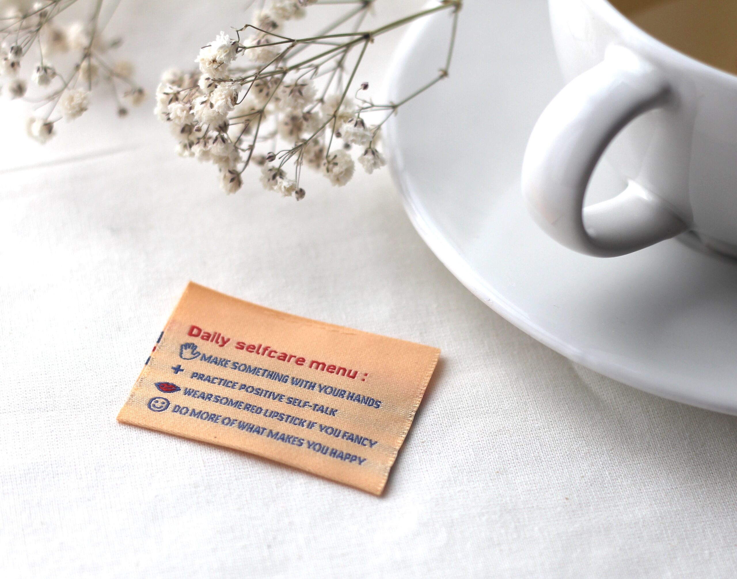 La Petite Maison Couture Selfcare is power étiquette x8 limitée