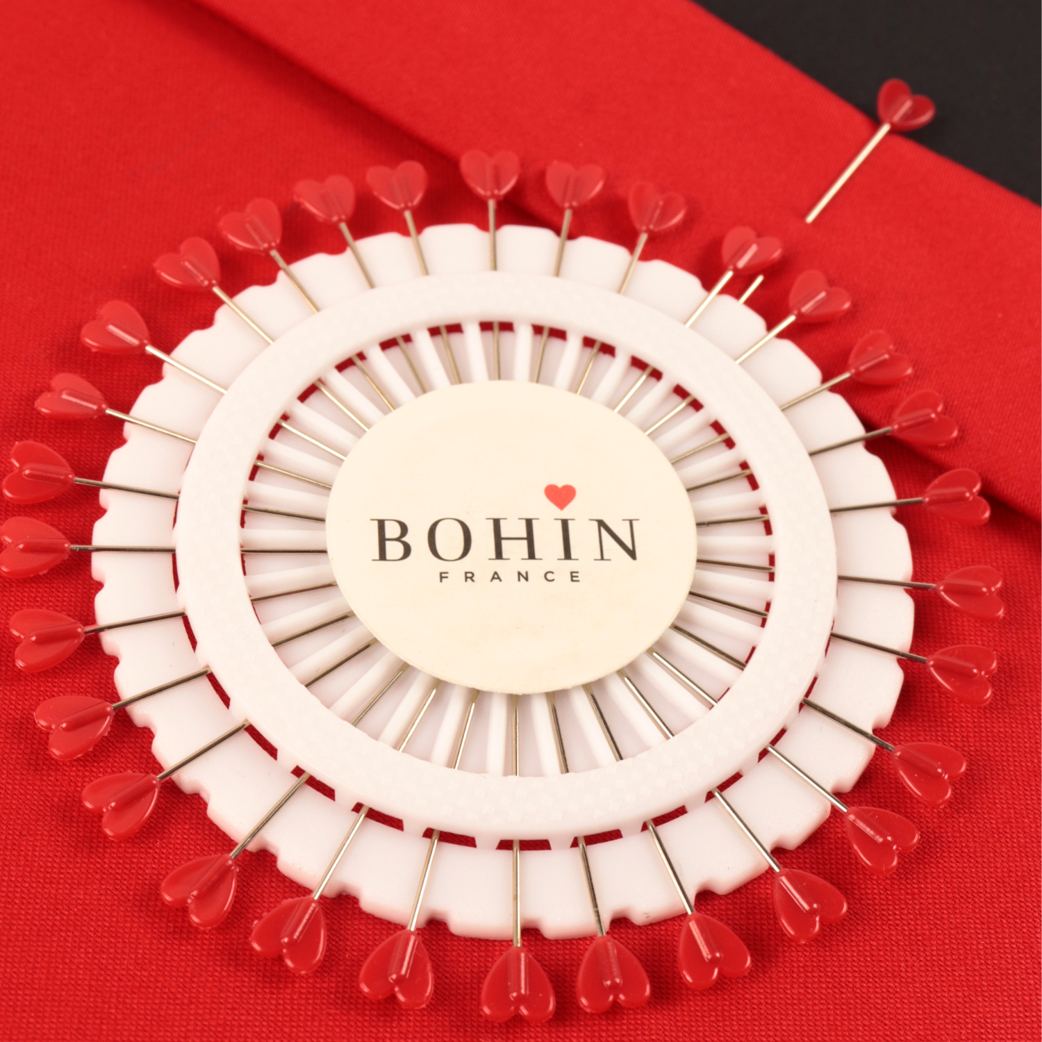 Bohin Épingles épingles cœur rouge 38 mm disque 30