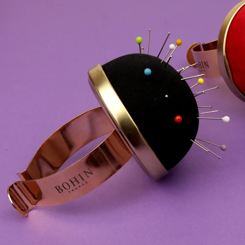 Bohin Bracelet porte-épingles métal noir