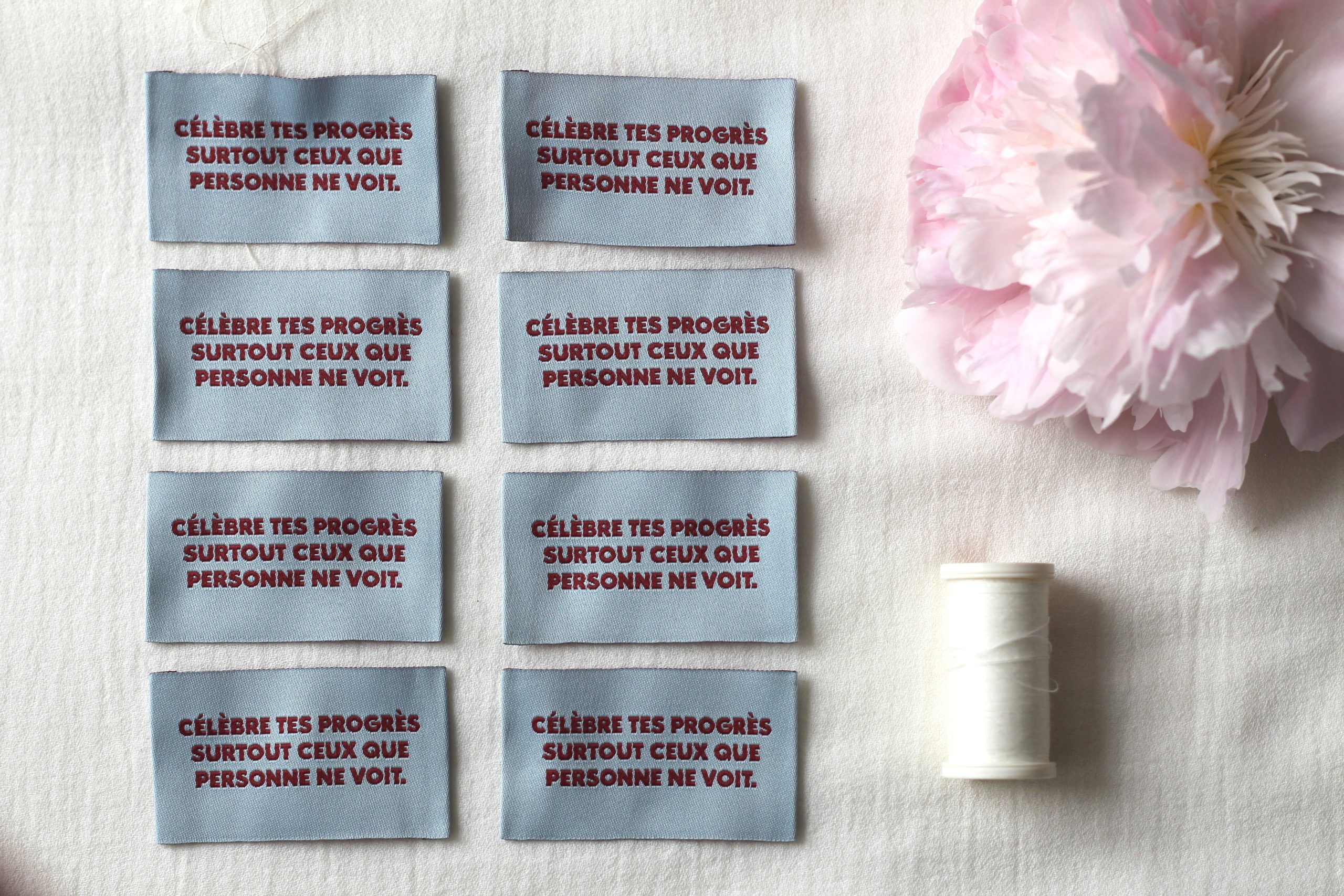 La Petite Maison Couture Célèbre tes victoires étiquette à coudre x8 bleu