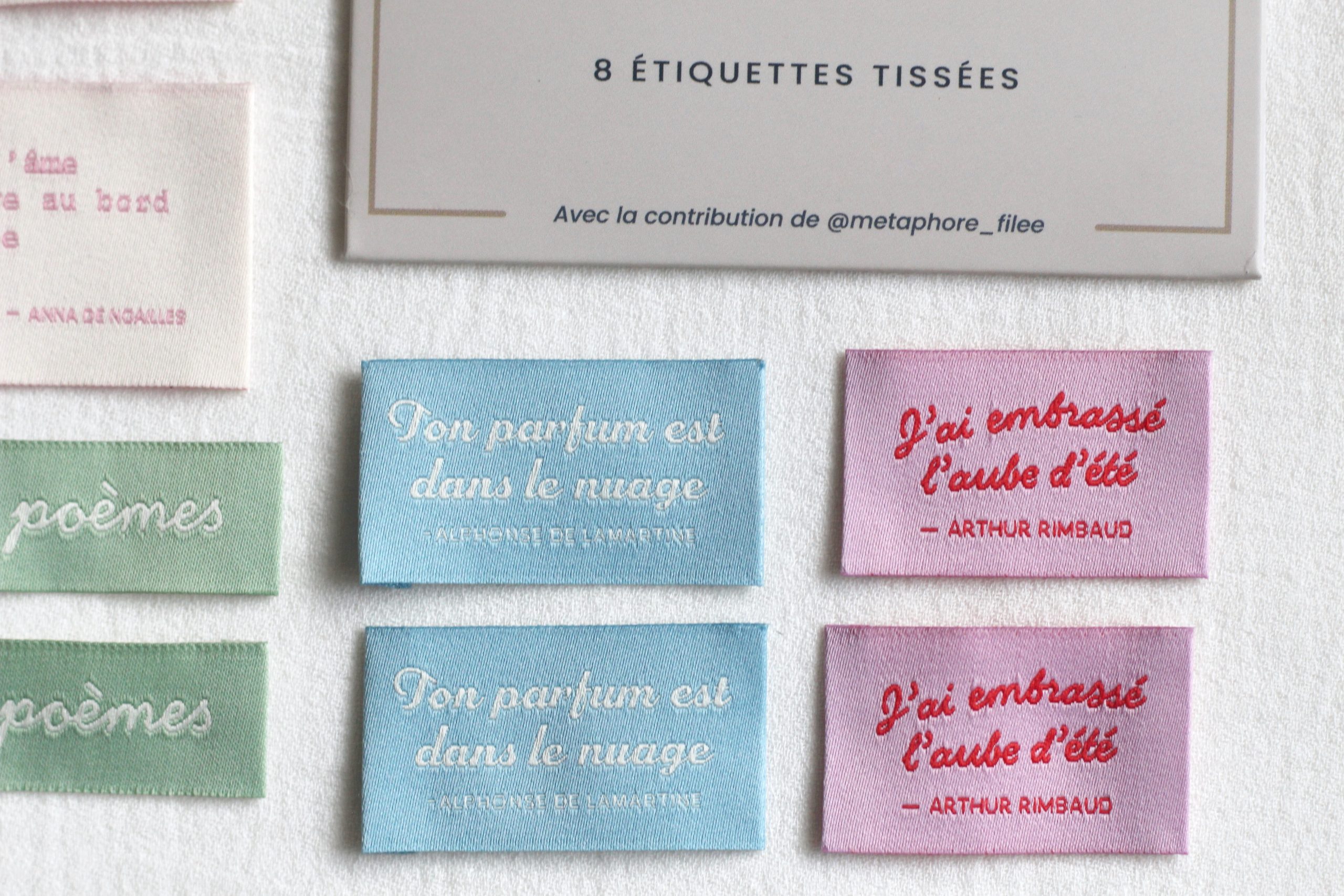 La Petite Maison Couture Poèmes à coudre x8 étiquettes tissées