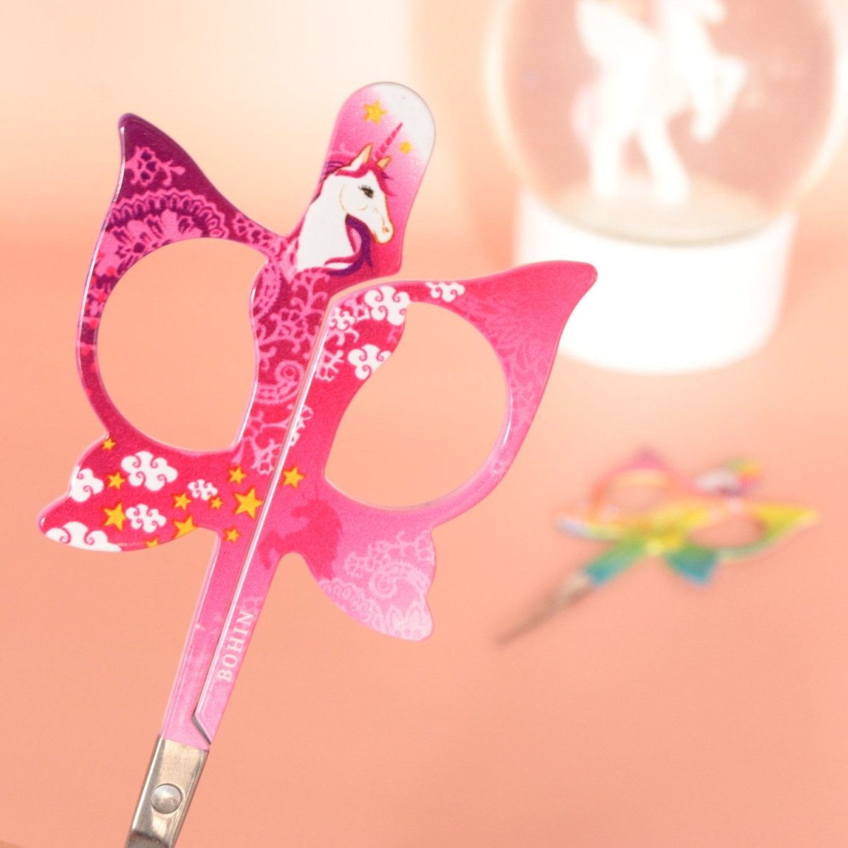 Bohin Coupe Ciseaux broderie Licorne arc-en-ciel 10 cm fils