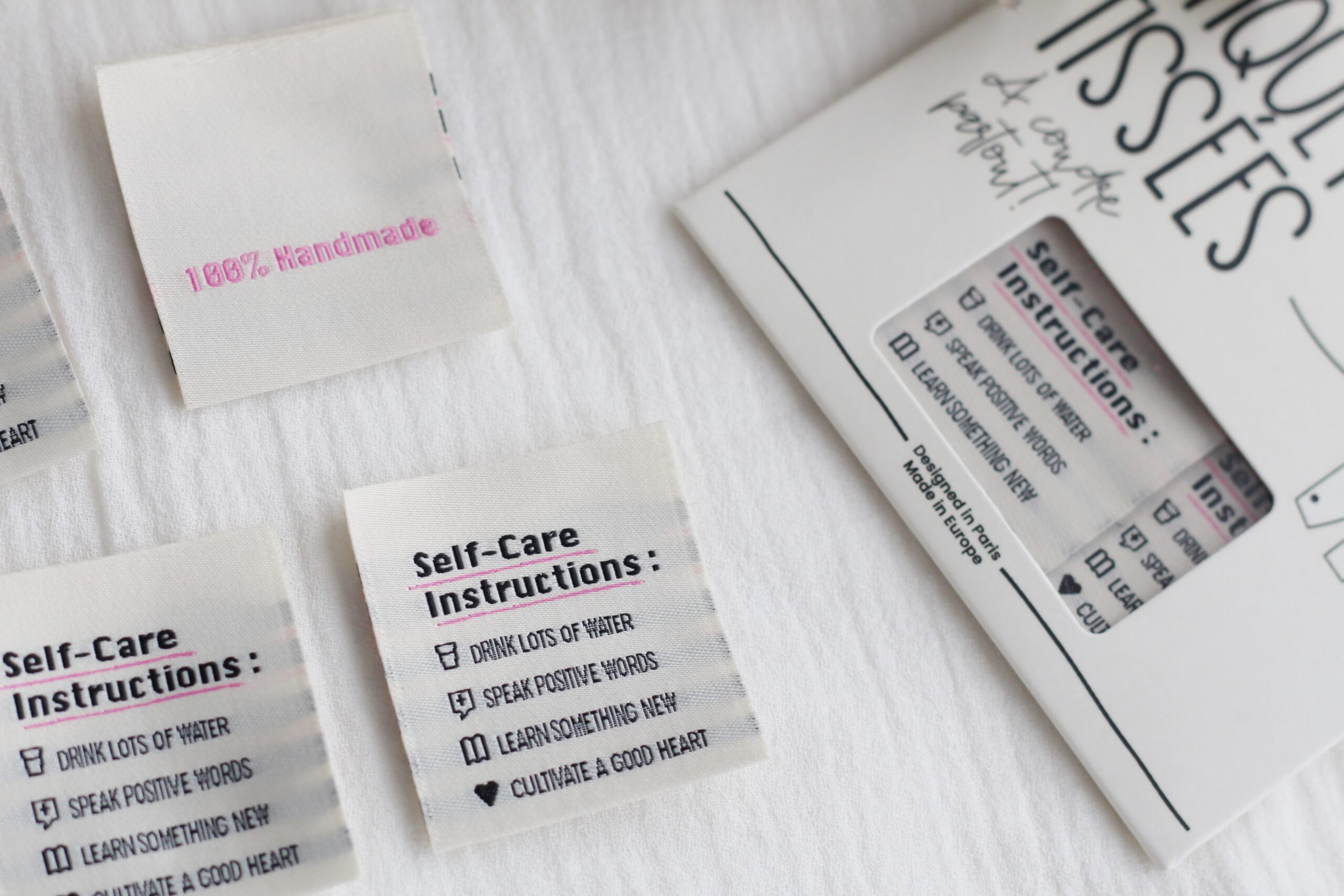 La Petite Maison Couture Selfcare Instructions étiquette tissu x5