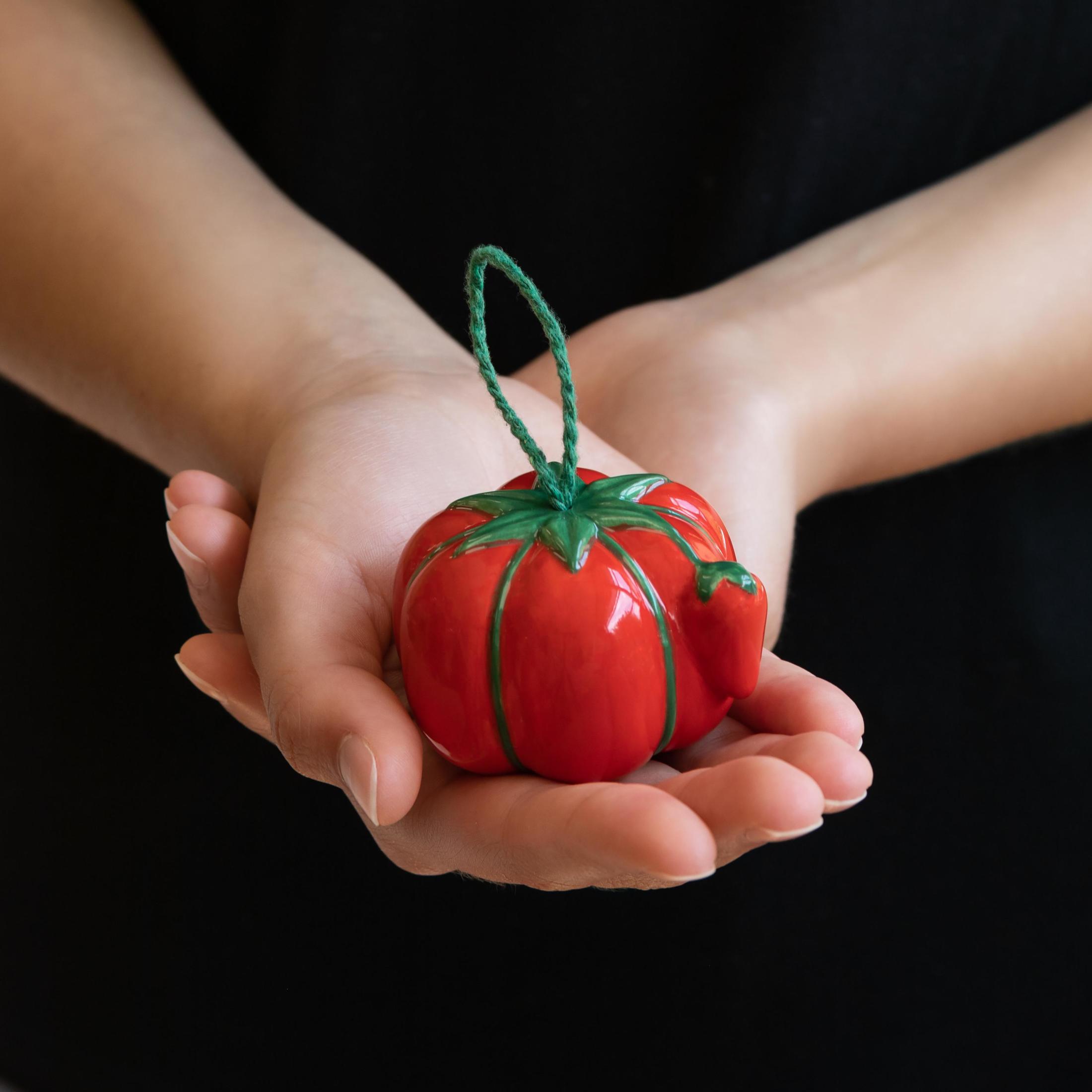 Dritz Pelote Tomate Ornement Céramique Déco Noël