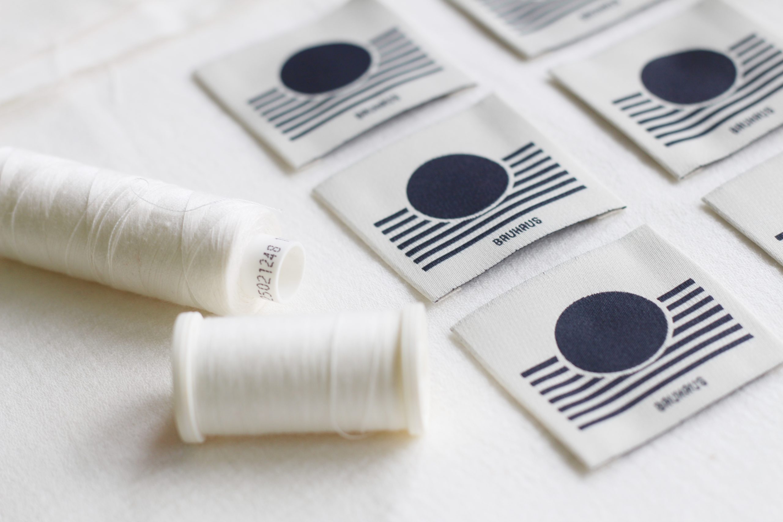La Petite Maison Couture Bauhaus N&B x6 étiquette tissée noir