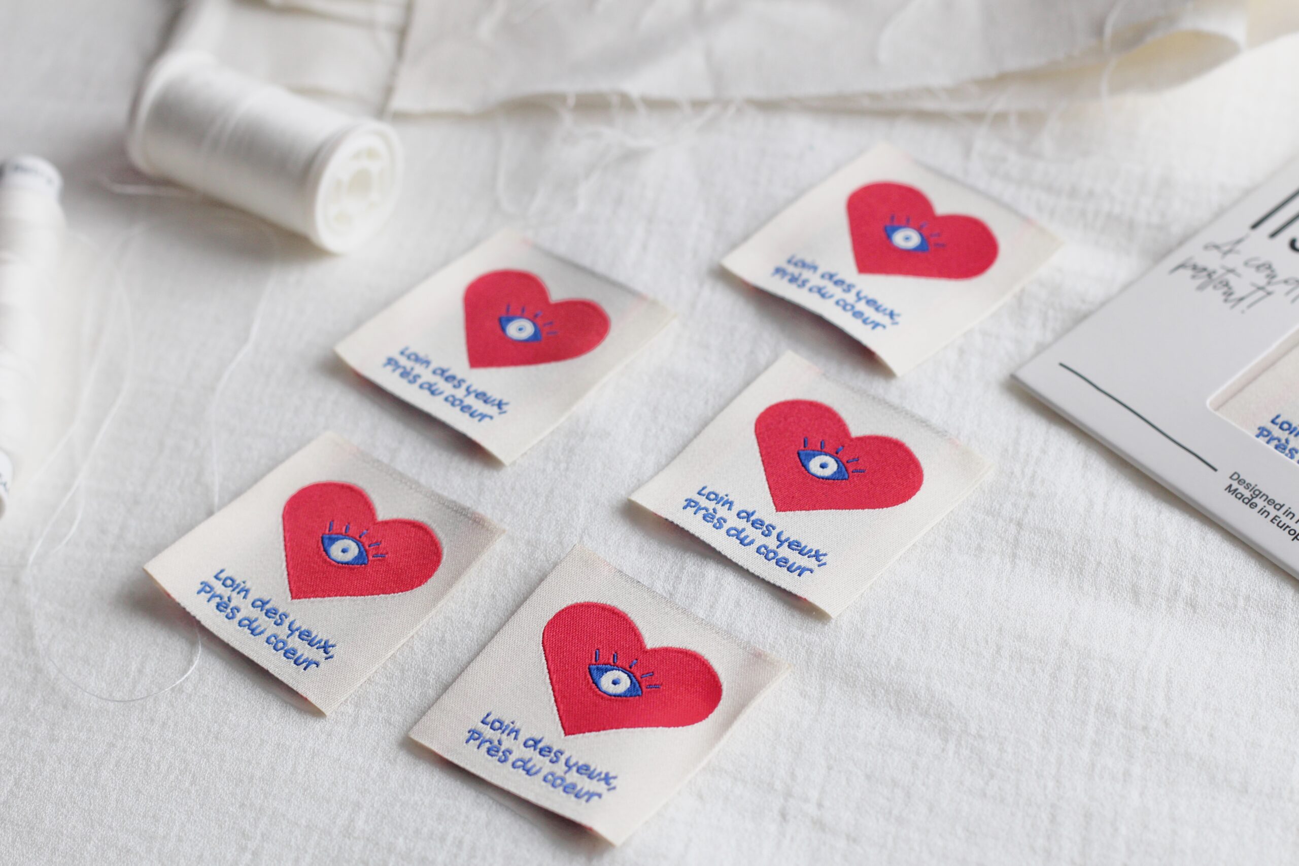 La Petite Maison Couture Loin des yeux étiquette tissu x5 écru