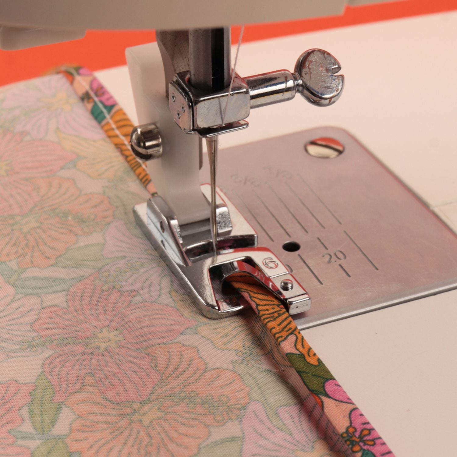 Bohin pied de biche ourleur 3 mm tissu fin