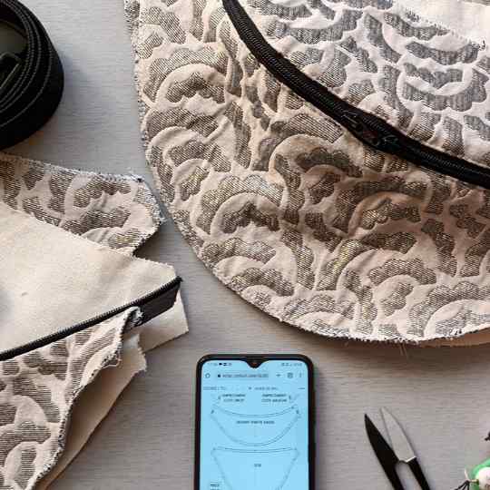 Kitac Jacquard Mirage Crystal tissu jacquard robe et jupe