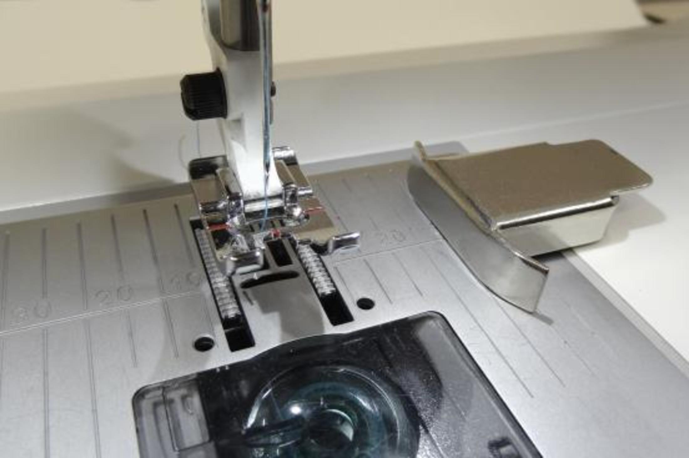 Dritz Marking & Measuring 626 guide couture aimanté nickel