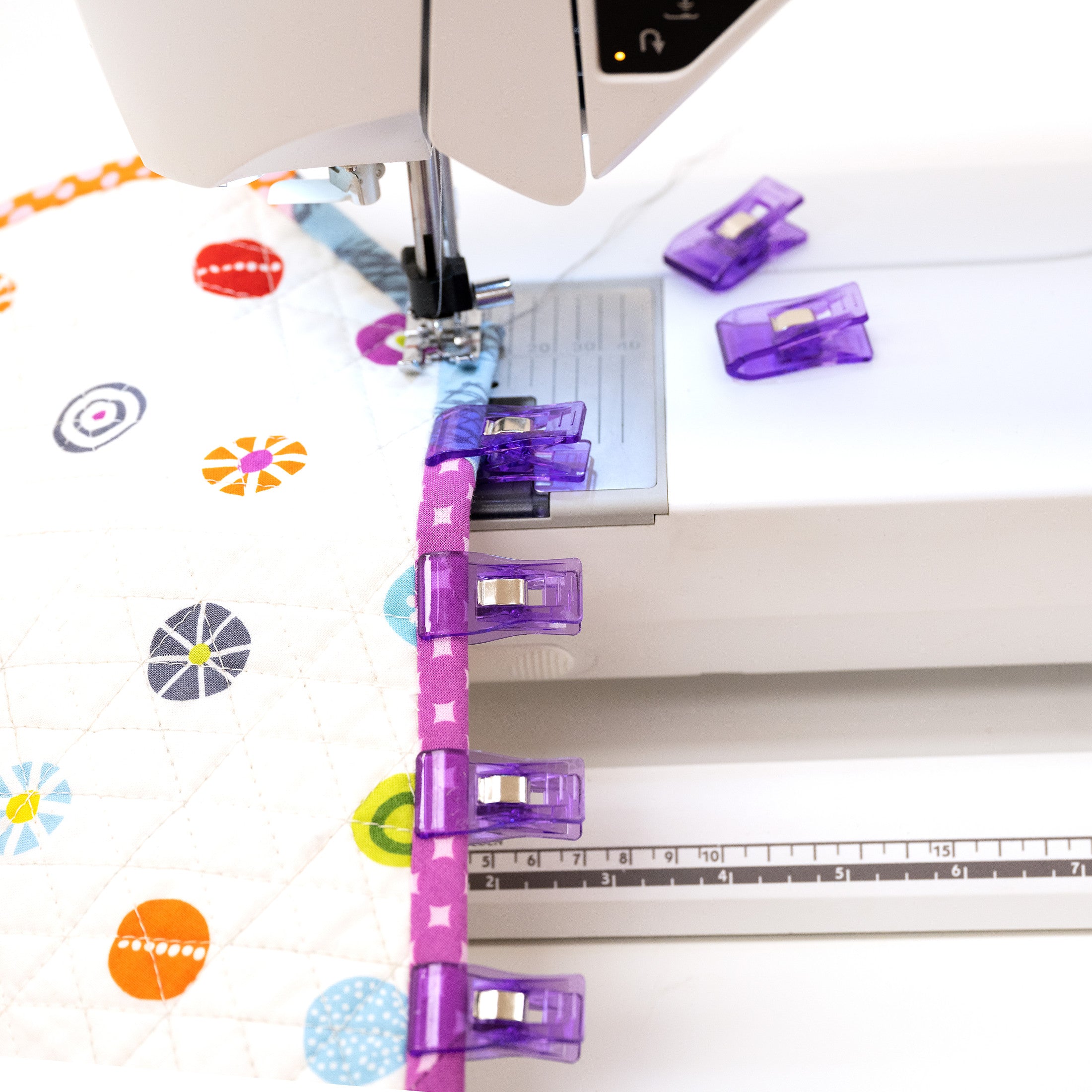 Dritz 955 pinces tissu violet 12 pièces couture