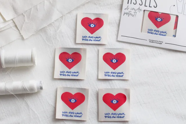 La Petite Maison Couture Loin des yeux étiquette tissu x5 écru